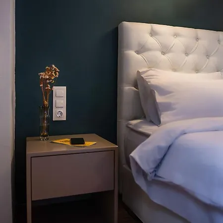 Porto Antico Otel Hanya