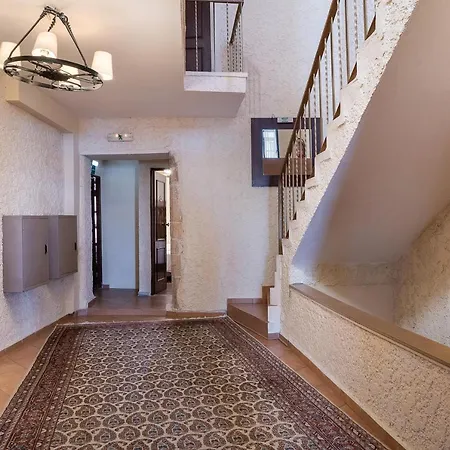 Porto Antico Otel Hanya
